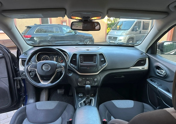 Jeep Cherokee cena 56900 przebieg: 180028, rok produkcji 2015 z Chojnice małe 232